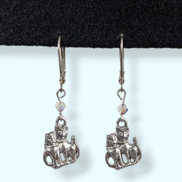 (2/$20) Vintage Dangling Cat Pair Earrings - Picture 1 of 5
